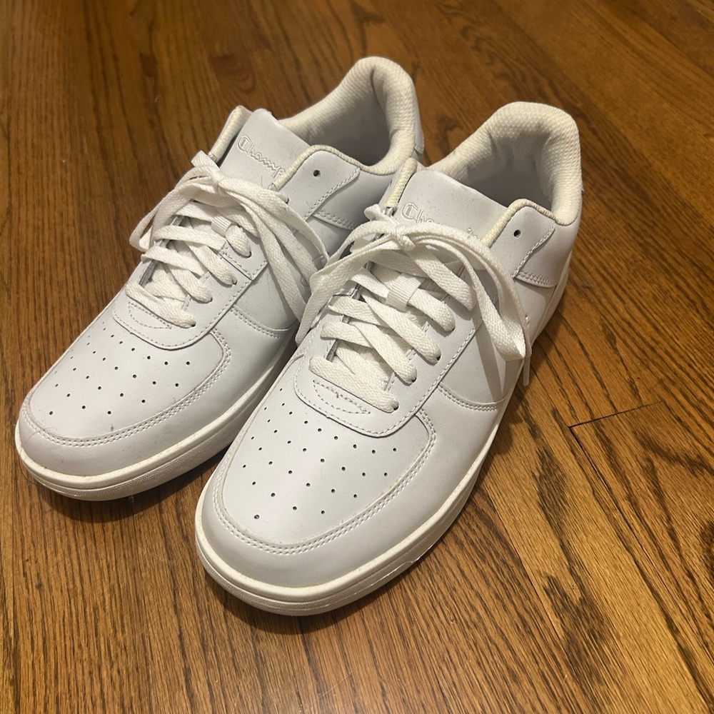 Men’s sneakers size 9.5